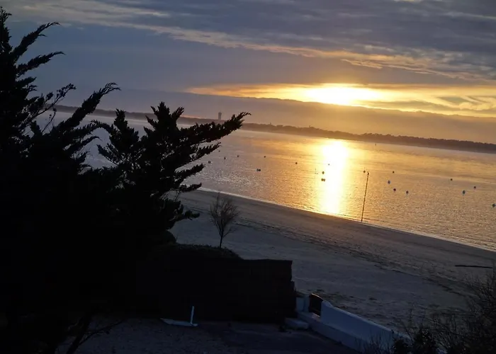 Perreire Premiere Ligne Les Pieds Dans L Eau Vue Magnifique Sur Le Bassin *